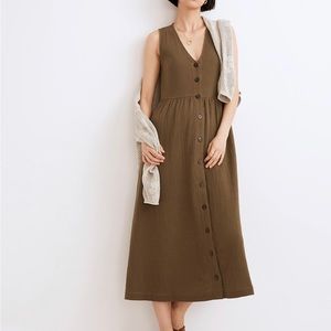 Madewell lightspun cotton button-front tank midi dress. Kale green, size large.